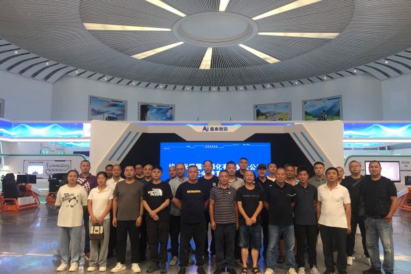 興綠園林公司開展交通安全宣傳教育基地專項(xiàng)培訓(xùn)